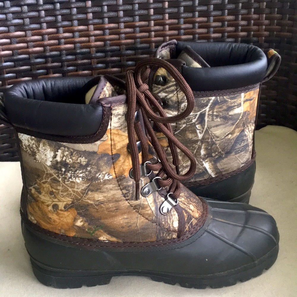 Magellan Outdoors Boots For Youth